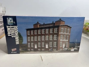 Escala HO Walthers Cornerstone 933-3069 Front Street Warehouse NUEVO SELLADO Kit🔥 - Imagen 1 de 2