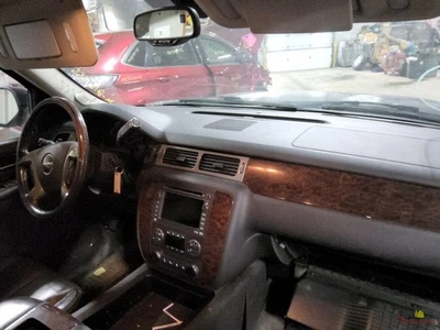 2008 GMC Yukon Denali XL 1500 Speedometer Instrument Cluster Gauges - Image 1 of 4