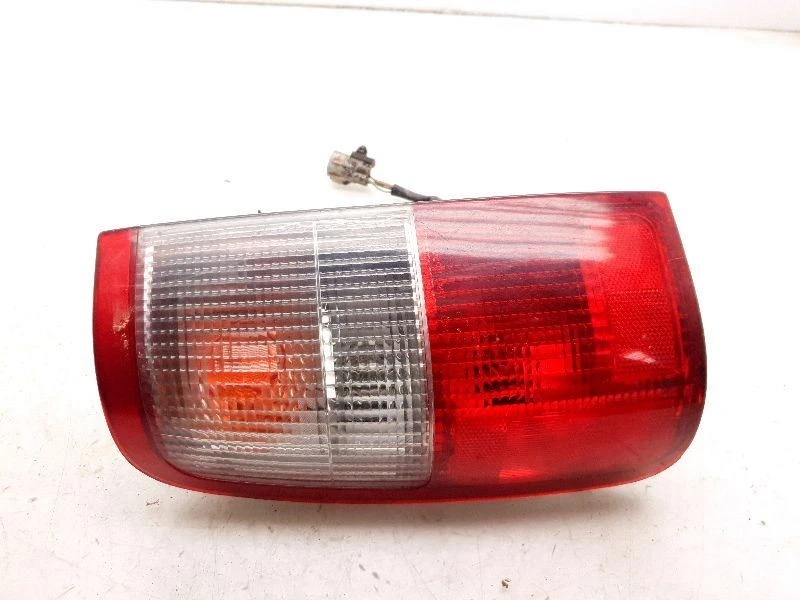 93-98 TOYOTA T100 DRIVER SIDE REAR LEFT TAIL LIGHT ASSEMBLY  - Image 1 of 4