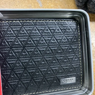 GUESS - Men's Classic Bifold Wallet, Black Leather - Image 1 of 4