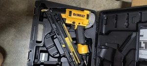 DEWALT DWFP72155R Precision Point 2-1/2 in. Finish Nailer - Picture 1 of 4