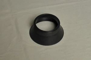 Rubber lens shade for video camera - Picture 1 of 2
