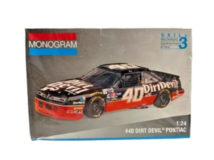 VTG. MONOGRAM 1:24 SCALE NASCAR 'KENNY WALLACE' " #40 DIRT DEVIL PONTIAC" 2973 - Picture 1 of 4
