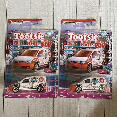 Lote de 2 Matchbox 2020 CANDY CARS TOOTSIE ROLL POP Volkswagen Caddy Entrega 1/6 Foto 1 de 4