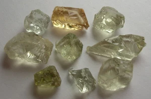 BERYL / MIXED COLOR ROUGH FOR FACETING, BRAZIL, SOUTH AMERICA - Picture 1 of 3