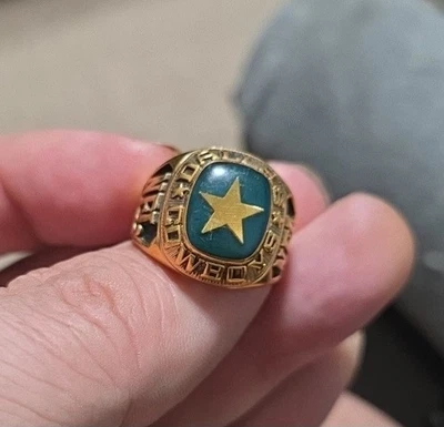 Anillo de latón Dallas Cowboys NFL (tamaño desconocido) Foto 1 de 4