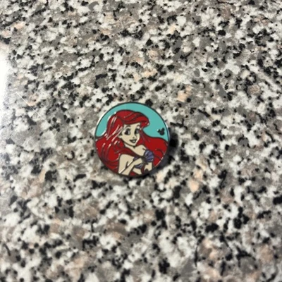Disney Trading Pin Ariel From Little Mermaid - Hidden Mickey - Original Animated - Image 1 of 4