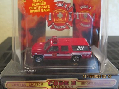 Code 3 Boston GMC Suburban D12 with sleeve - Image 1 of 2