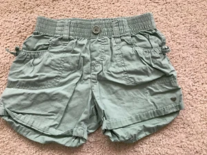 OshKosh Girl's Shorts - size 6 - Olive Green - Picture 1 of 5