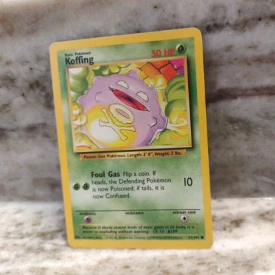 1999 Pokemon Base Set 1st Edition Shadowless Koffing 51/102 - Image 1 of 2
