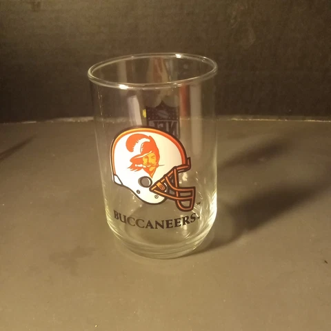 Vintage NFL Tampa Bay Buccaneers w/ Helmet Logo Bucco Bruce Glass Tumbler 5" Cover
