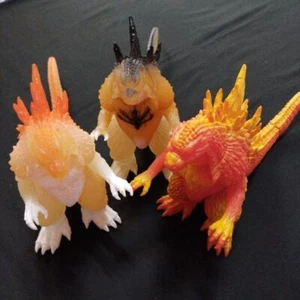 Godzilla 2000 soft vinyl figure set of 3 different colors - Picture 1 of 12