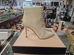 bcbgeneration Haxah Heel Booties Size 9 - Picture 1 of 6
