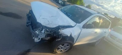 Alternador 100 Amp 4 Cilindros Motor 2AZFE Compatible 06-08 RAV4 2499244 Foto 1 de 4