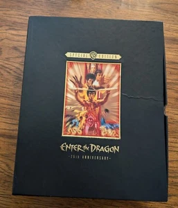 Bruce Lee Enter the Dragon 25th Anniversary WB Special Edition Set VHS/CD & More - Picture 1 of 8