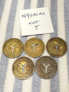 Lotto (5) 1953 NYC New York Transit Authority G/F One Fare Token 16mm NY630AO 3550 - Foto 1 di 2