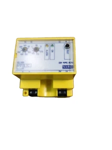 Bender RCM465Y-13 Residual Current Monitor (New) - Picture 1 of 3