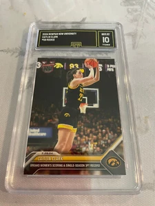 CAITLIN CLARK IOWA 2024 BOWMAN NOW UNIVERSITY ROOKIE RC # 59 GRADED 10 L@@@K - Picture 1 of 2