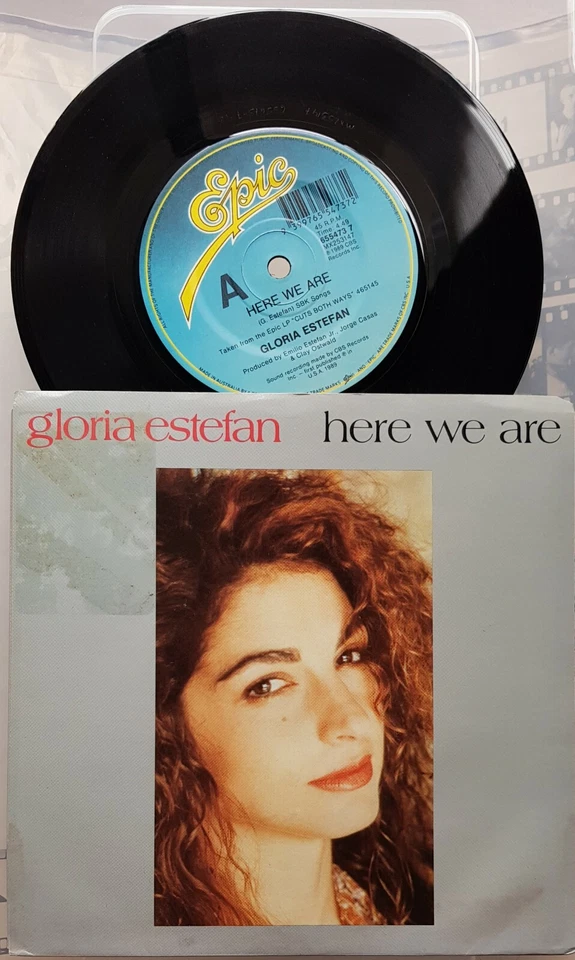 Gloria Estefan – Here We Are - 1989 7" picture sleeve single 45rpm - Image 1 of 1