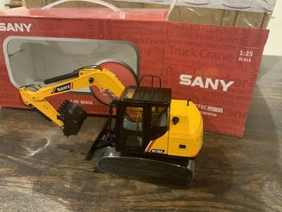 Sany SY75C Diecast Excavator/ Digger 1:35 Scale, High Detail Metal Tracks - Image 1 of 4