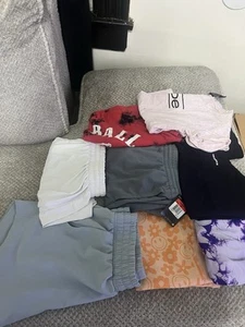 8 Piece Woman’s Large/xl Activewear/lounge Including Nike, New Balance & More - Picture 1 of 7