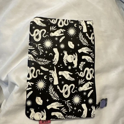 Bolas de cristal cobras preto/branco Halloween 2024 bolsa de maquiagem cigana - celestial vazia - Imagem 1 de 3