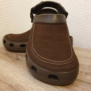 leather crocs for men