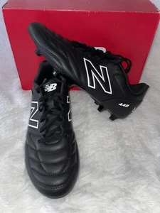 Botines de fútbol New Balance 442 V2 Academy FG negros blancos anchos para hombre talla 10,5 - Imagen 1 de 8