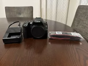 Canon EOS 250D 24.1 MP Digital SLR Camera Black (Body Only) - Picture 1 of 7