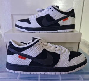 Nike SB x Tightbooth Dunk Low White/Black Safety-Orange UK Size 9 - Picture 1 of 7