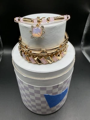 Bomb Party Summer Stacks 2025 "She Shocks The Crowd" ST43291 Gold - Image 1 of 4