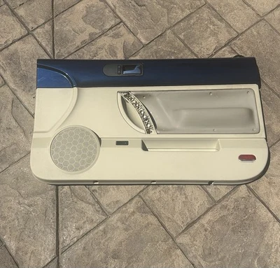 2003-2010 Beetle CONVERTIBLE PASSENGER RIGHT Door Panel BLUE/BEIGE - Image 1 of 4