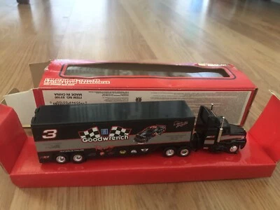 Racing Champions Dale Earnhardt #3 Goodwrench 1:64 Diecast Transporter NASCAR  Foto 1 de 2