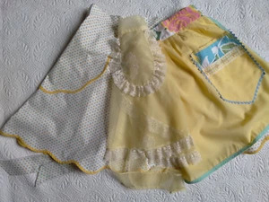 Halbschürzen Küche und ausgefallen, Baumwolle, Nylon beflockt, Spitze, gelb-einfarbig bedruckt - Bild 1 von 8