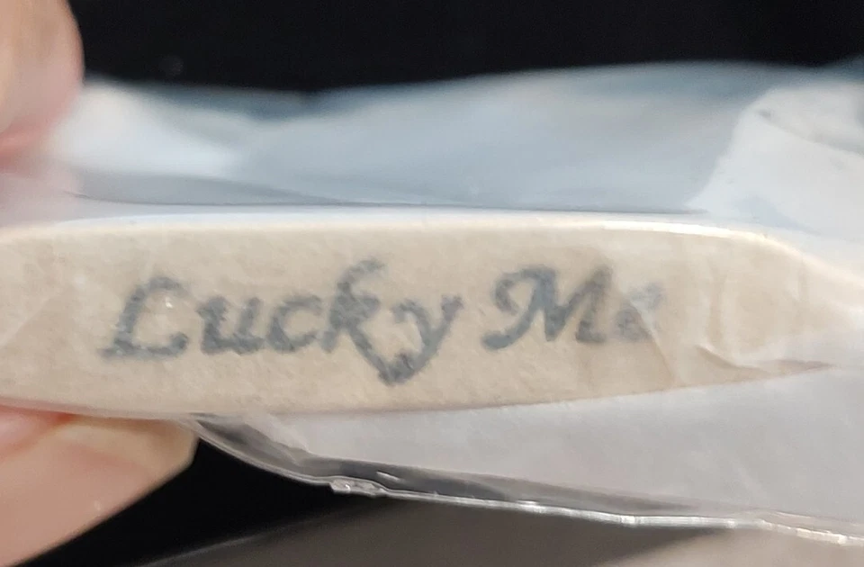 Avon Lucky Me I am Fabulous Bracelet Signature Collection Goldtone Cuff