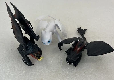 Lote de 3 bonecos de ação How To Train Your Dragon - Imagem 1 de 4