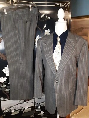 Traje de Colección Años 70 Pin Rayas Lana Franela Gris A Medida Disco MCM 40 Corto 37W L29 Foto 1 de 4
