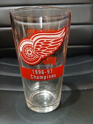 Detroit Red Wings 1996-97 Champions Glass The Hockey Beer para Hockeytown Foto 1 de 3