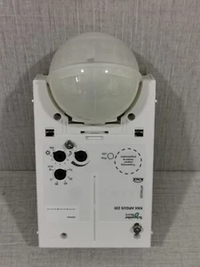 SCHNEIDER ELECTRIC MTN632519/MTN6325 KNX ARGUS 220 POLAR WHITE-W/O ACCESSORIES - Picture 1 of 9