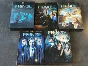 FRINGE INTEGRALE DE LA SERIE EN DVD LES 5 SAISONS EN VERSION FRANÇAISE - Bild 1 von 3