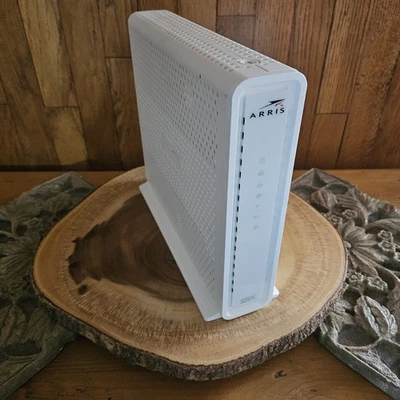 ARRIS Surfboard SBG6782ACH DOCSIS 3.0 Cable Modem & Wi-fi Router AC1900Mbps READ - Image 1 of 4