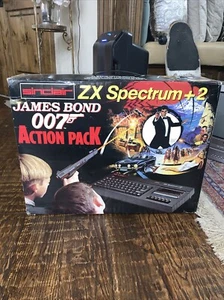 Raro SINCLAIR ZX Spectrum + 2 James Bond PACK DE ACCIÓN Sistema de Juego Sin Probar - Imagen 1 de 8