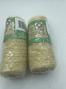 Lot of 2 Decorative Mesh gold 6 in x 5 yd Christmas Holiday Wreathes - Bild 1 von 5