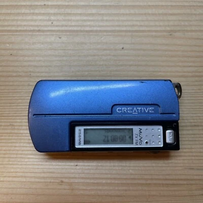 Creative Labs MuVo TX 256MB MP3 Player Blue And Black - Image 1 of 4