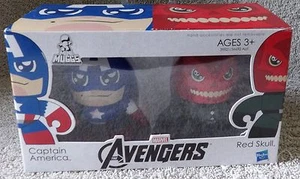 MINI MIGHTY MUGGS 2011 MARVEL THE AVENGERS 2011 CAPITÁN AMÉRICA Y JUEGO CALAVERA ROJA  - Imagen 1 de 6