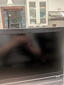 Lenovo ThinkPad P70 17.3 16 GB RAM Broken Screen - Afbeelding 1 van 7