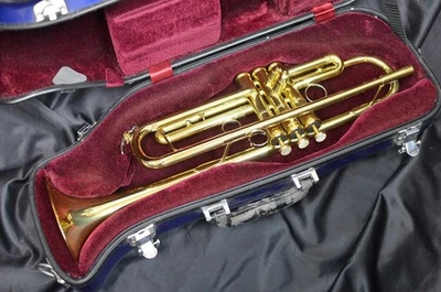 YAMAHA YTR-8340EM Trumpet - Image 1 of 4