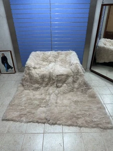Natural Beige Mongolian Fur Throw Real Fur Bedspread / Blanket Carpet Kingsize - Picture 1 of 5