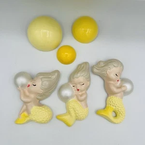 Mermaid BABIES Chalkware Kitsch Wall Plaque Kitschy VTG Style Bubbles Yellow - Picture 1 of 3