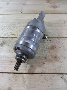 Arranque motor arranque Honda CBR 900 RR SC50 A129 AR5 F5 - Imagen 1 de 3